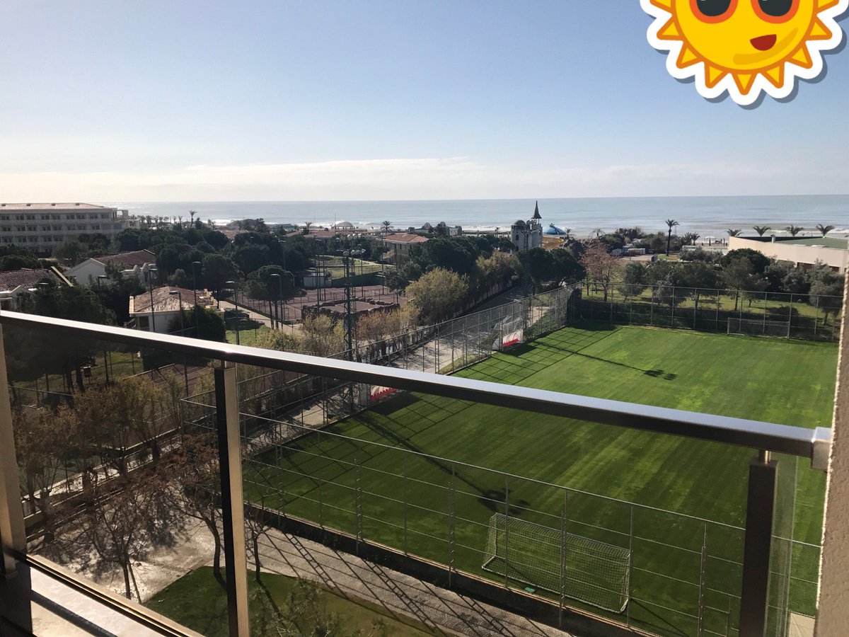 3_maymunn's tweet photo. FLO Mağazacılık Gelecek Biziz Toplantısı #flo #ziylan #2017 #toplantı (@ Rixos Premium Belek) https://t.co/ngxBWMqe67 https://t.co/t374TyKWuc
