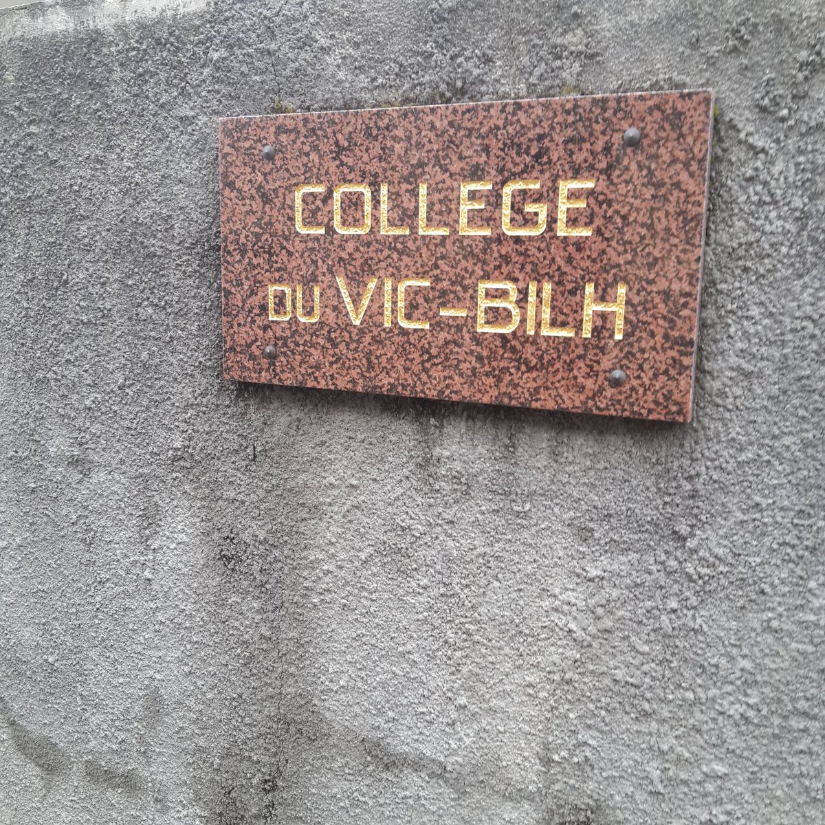 fhg72's tweet photo. Visite du collège de #Lembeye #VicBilh à la rencontre des collègues pour discuter #PPCR #MUTATIONS https://t.co/mVCAvWJnsZ