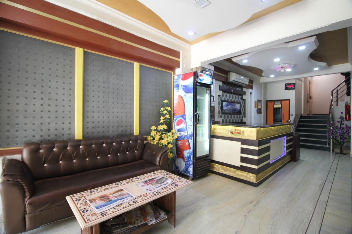GDSHOTELS1's tweet photo. #HotelAlpine , #Agra , India
https://t.co/O3KEnQz8xf
Call For Best Rate : +91 7428822220 https://t.co/R6UWDlhWt3