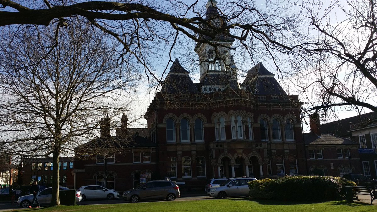 janicemorphet's tweet photo. Lovely #EastMidlands morning in #Grantham discussing la #housing provision with @eastmidsRTPI @rtpi https://t.co/pWFzaigaWH