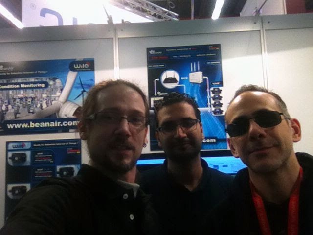 ADDITIVE_GmbH's tweet photo. #embeddedworld2017 - das Team von @beanair und @ADDITIVE_GmbH am Stand 3-125 #embeddedworld #ew17 https://t.co/OS0BZXc49a