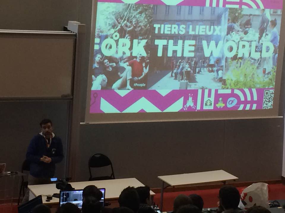 Hackathon2017's tweet image. [OFF-J2-10h] Début de la table ronde  #BiennaleDesign17 #ForkTheWorld #TiersLieux