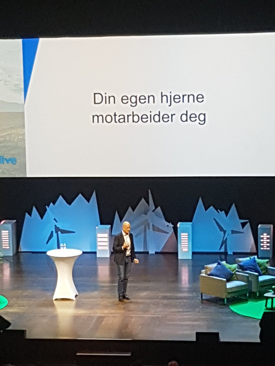 WebergTangen's tweet photo. #nordnet live @PeterCWarren https://t.co/KgXL6p0B4y
