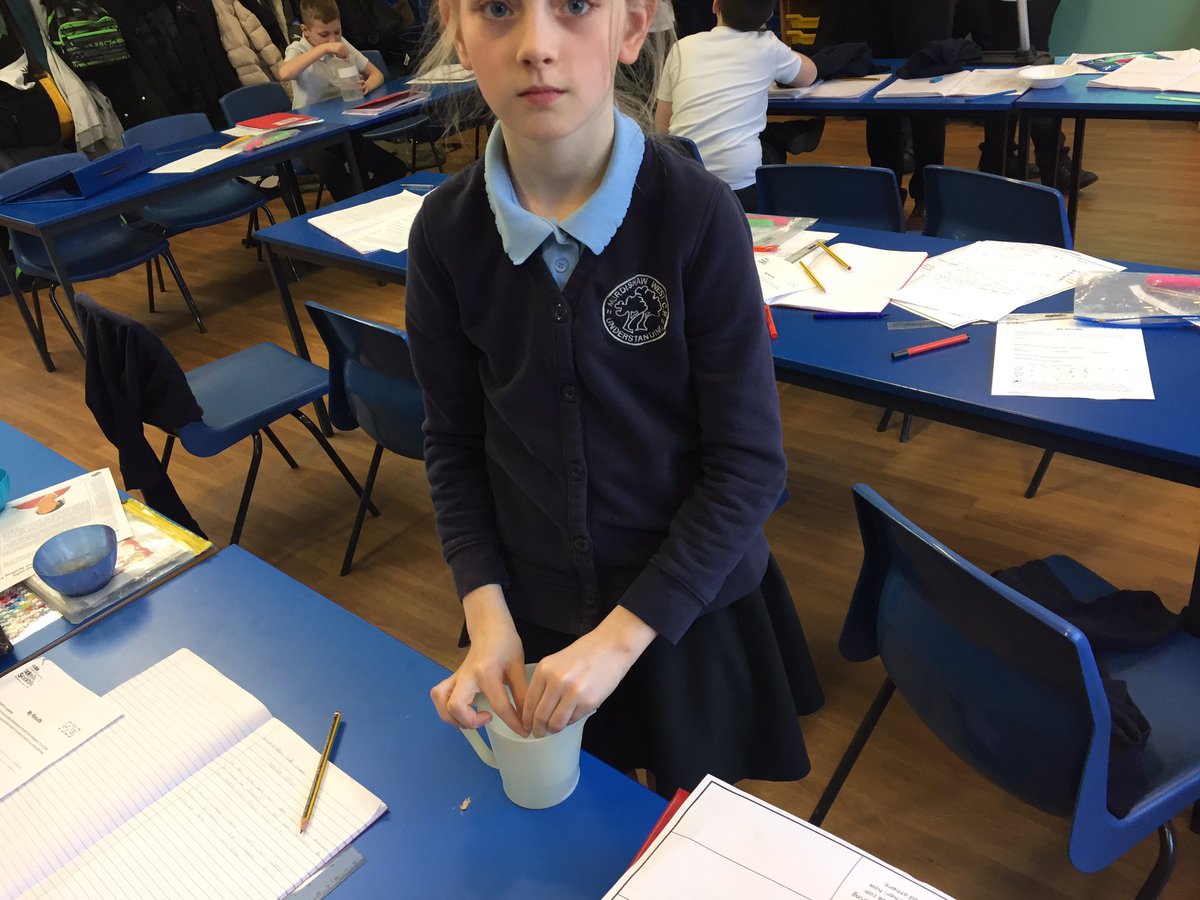 MWCP5's tweet image. We are testing how hard/soft the water is in school! #MWCPScience #BBCScience