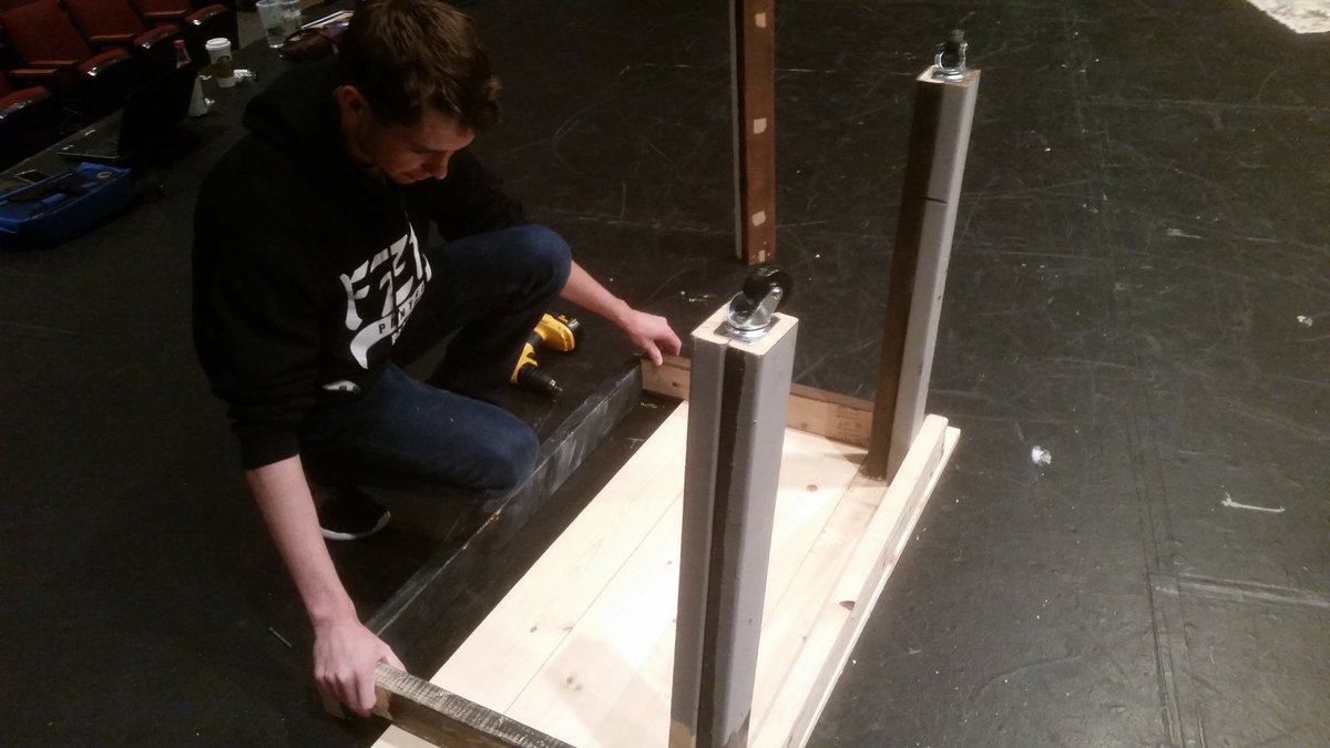 FZNPlayers's tweet photo. Scenic Construction begins today! Thanks to these kids for helping out! https://t.co/Zp0wCBhlc0