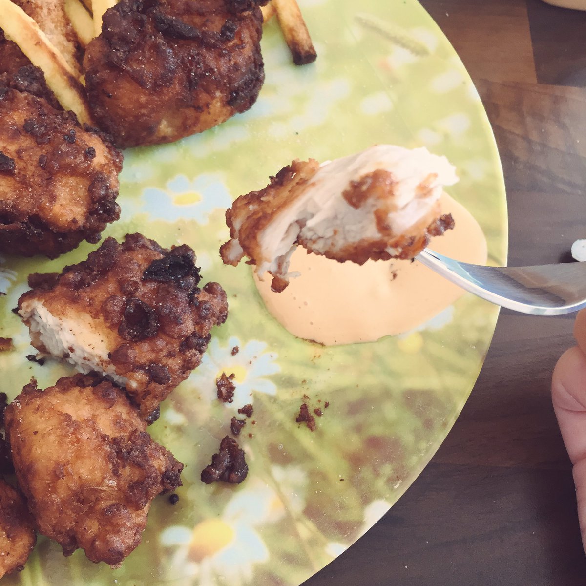StudentScran's tweet photo. Customer photos of the homemade chicken nuggets from our book 😍 #StudentScran #SavingTheStudentPopulation ♥️ https://t.co/F8Wsns0aMF