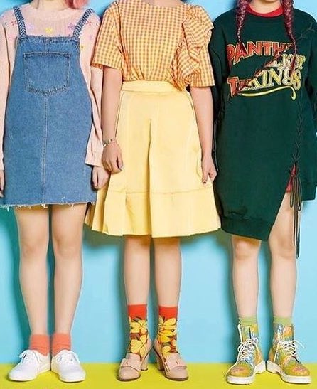 cawcaolu's tweet photo. 🌸 YERIN X CAO LU X KISUM 🌸

ㅡ; WHY IS IT SPRING AGAIN?

⚜️ March 16, 2017 https://t.co/t4TrYXi7Lu