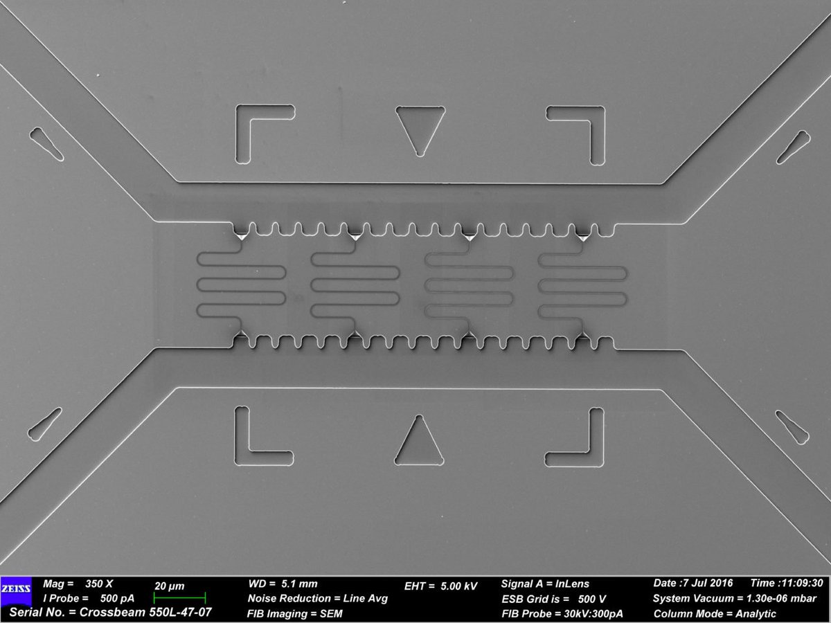 zeiss_micro's tweet photo. #ZEISS Crossbeam 550 FIB-SEM setzt neue Maßstäbe in der 3D-Analytik und Probenpräparation https://t.co/xMcDwdqVCK https://t.co/7ET452zrWc
