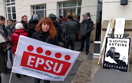 EPSUnions's tweet photo. Condemning hero #Luxleaks @support_antoine 1/2 year jail &amp; 1.5k€ fine is a disgrace. #Europe needs 2 protect whistleblowers not tax avoiders https://t.co/MqilXEc1iw
