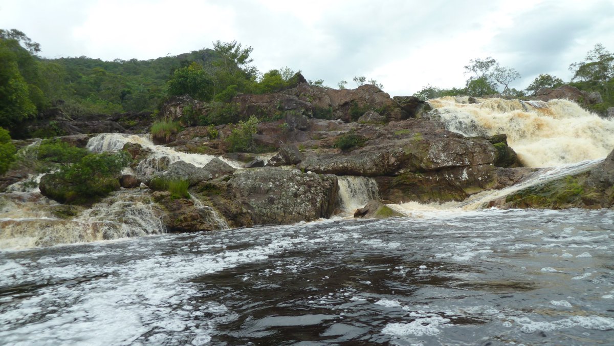 RobertoRaggi4's tweet photo. salto corocoro - yutaje amazonas venezuela https://t.co/vs6WCt1oHG
