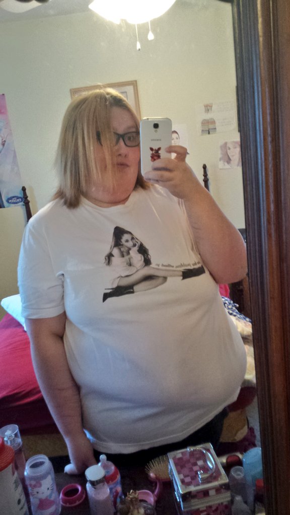GodDollsYR94's tweet photo. @jbmileyarisgx look who on my shirt wifey π remember this shirt πππππππππππππππ #onelessproblemwithoutya https://t.co/2sCB5zxemE