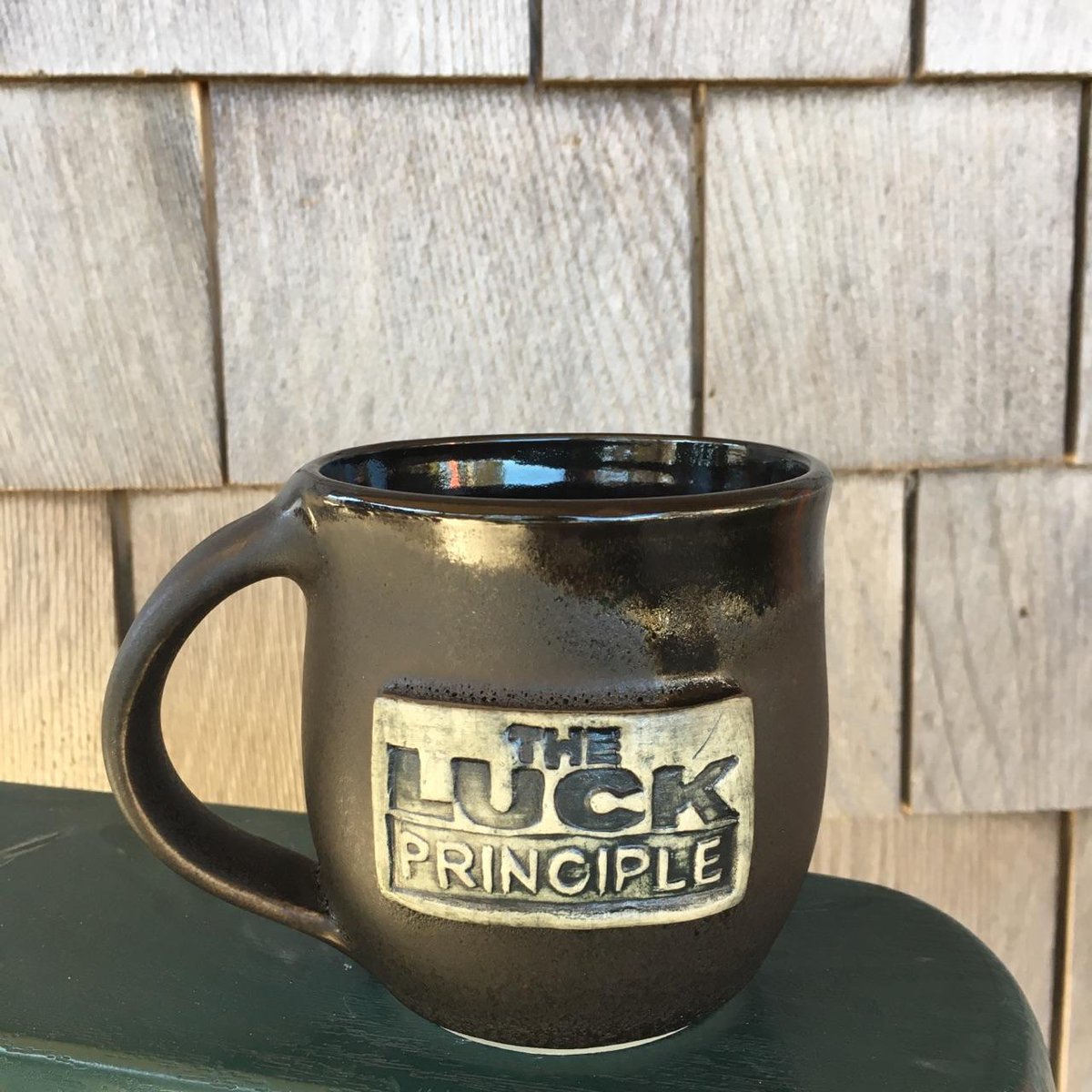 LUCKconnect's tweet photo. @aliconferences - tweet a pic of you with the book and win a LUCK hoodie and mug! https://t.co/KEVYS1IpTS #ali_intranet https://t.co/IlNWBk2tBC