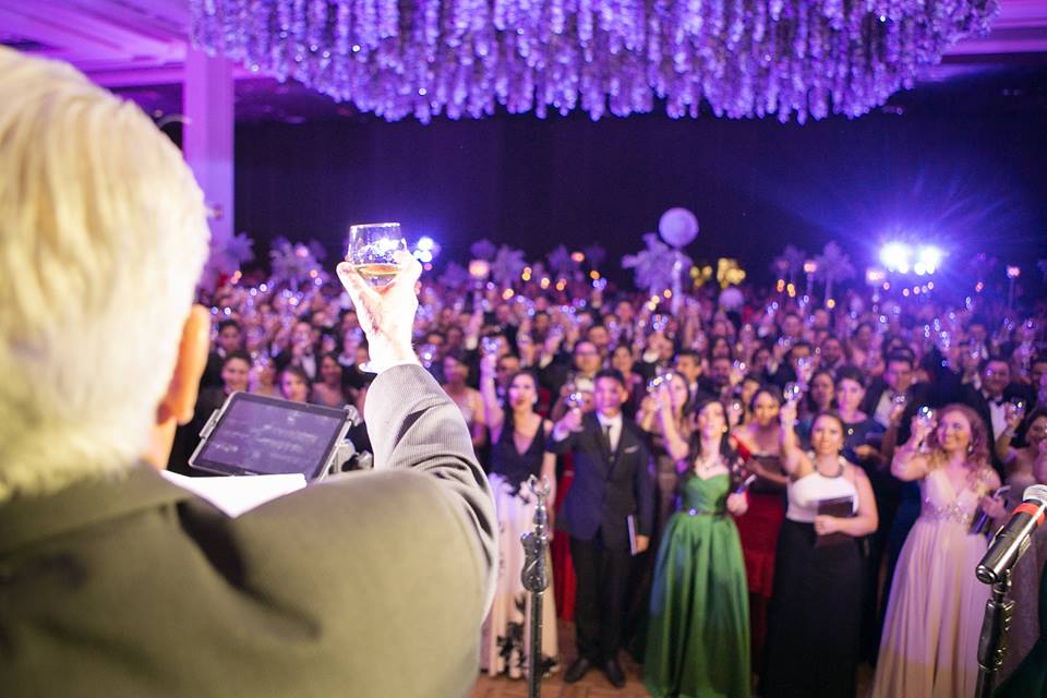 promcoach's tweet photo. Prom Coach making your dreams come true ✨ #TB #GRAD #MCPuanl #PromCoach #SergioCardenas #PROM https://t.co/M1cqMTihNR