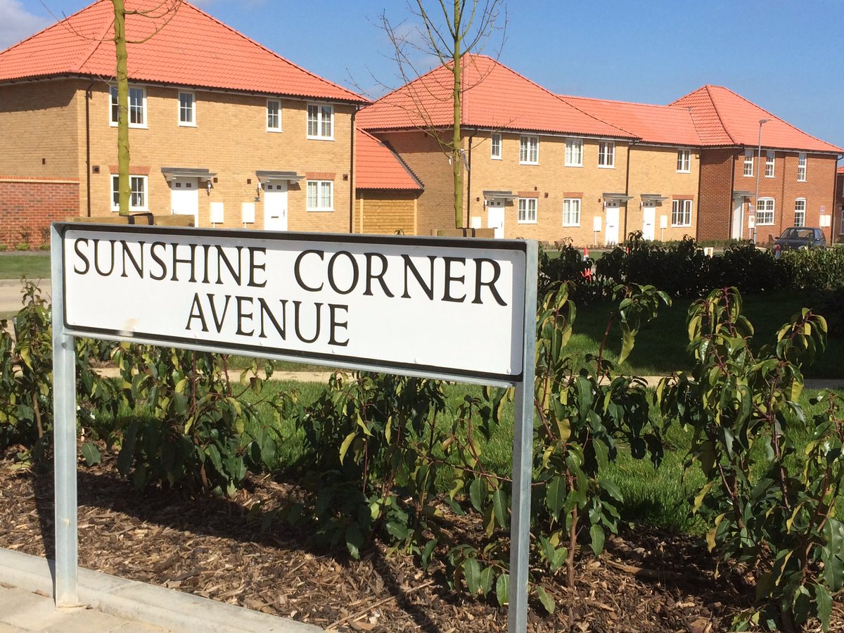 Learn more about the new road names in #Aylesham village and how you offer your ideas too. ayleshamgardenvillage.co.uk/index.php/stre…