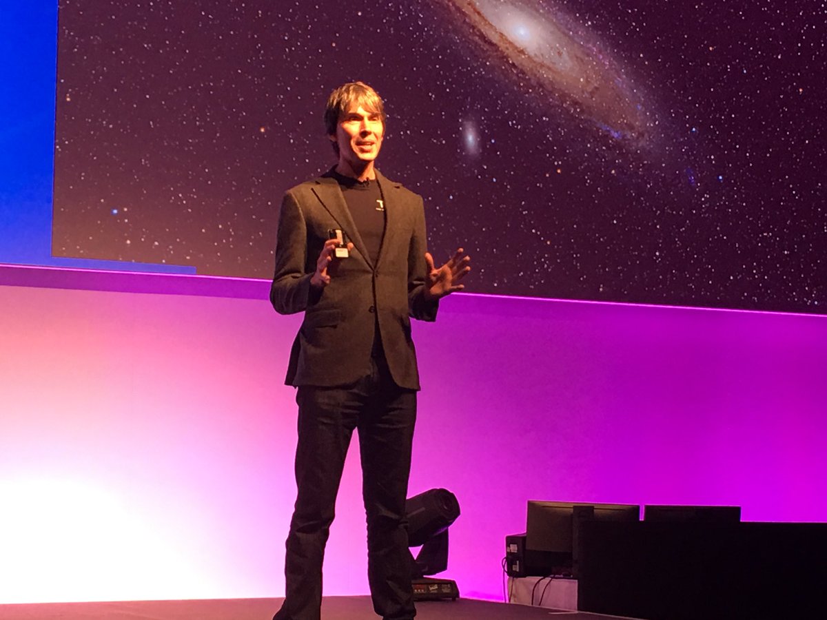 OptixSoftware's tweet image. The man we've all been waiting for (especially the ladies) @ProfBrianCox