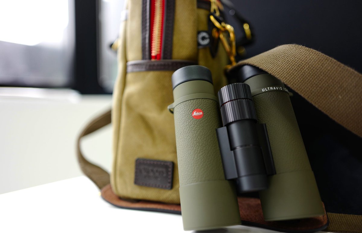 The perfect travel companions. Learn more: bit.ly/1VVY7Qg 
#LeicaUltravid #EditionSafari #CrootsEngland