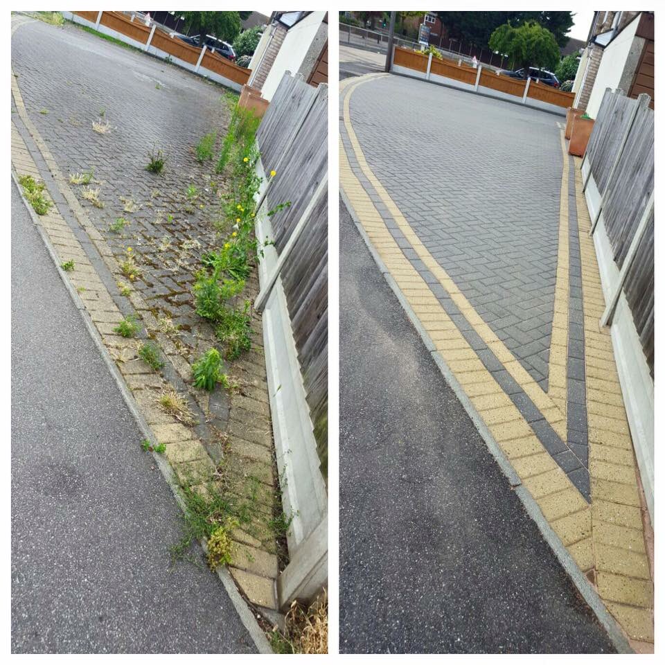 PaveUK's tweet image. Call our team on 0500 011500 to arrange your FREE quote #paveclean #patioclean #driveclean #clean