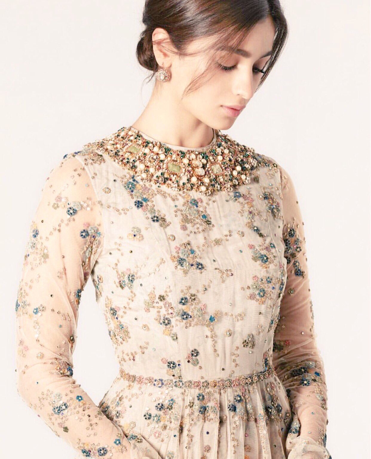 Happy Birthday Gorgeous Alia Bhatt!  May god gives you more and more success! Keep shinning bright.  