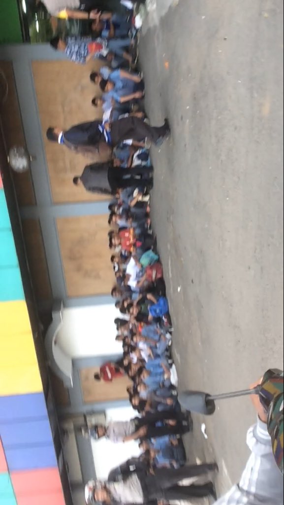 Kasian 79 dan kawan kawan haha kalo jahat mah yg nyasar gua tusuk satu satu haha