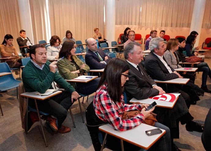 rubenllames's tweet photo. Gracias a @lanuevaespana por la cobertura del #InformeTop250 sobre empresas de #Asturias y #redessociales https://t.co/Fo8URqxB9m https://t.co/Stb1nkvwIK