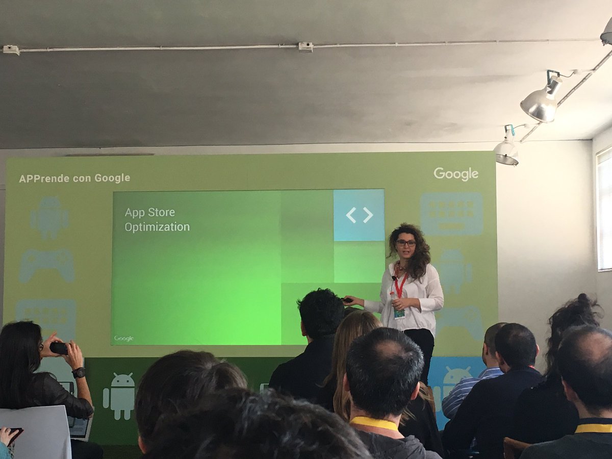 LauLoher's tweet photo. Nuestra CMO habla sobre ASO en #APPrendeconGoogle @MiriamPelaez @pick_aso 👏🏼👏🏼👏🏼 https://t.co/3lqltq2uma