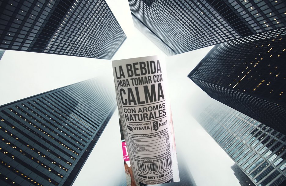 JustCalmDrink's tweet photo. Que el miércoles no se te haga cuesta arriba... tómatelo con calma 😄. 
¡Feliz día a todos! 💚 https://t.co/D3qJ1d7DtZ