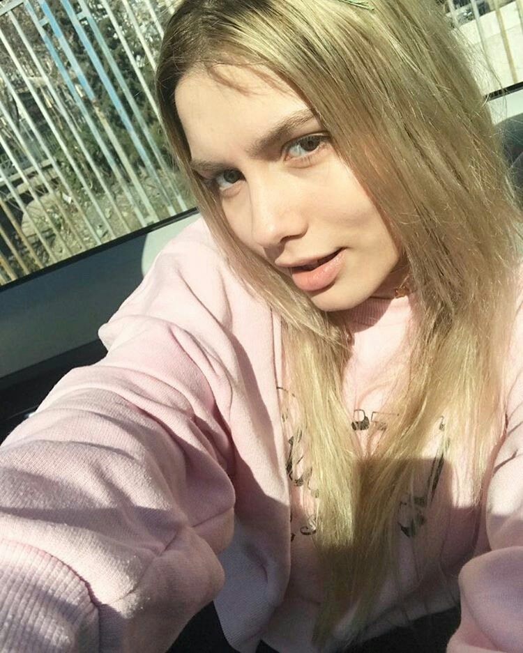 aleynakolik's tweet photo. Çok Seviyorum ki😌😌😍😍💝💝
#ALEYNAM @aleynatilki https://t.co/oMKQuClZ2H