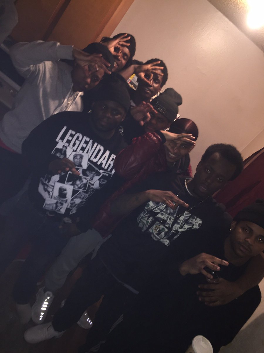 MojoSoDope09's tweet photo. #BBA wouldnt want it any other way 🗣🗣🗣🗣🗣🗣 https://t.co/Ymit5A0Dfc