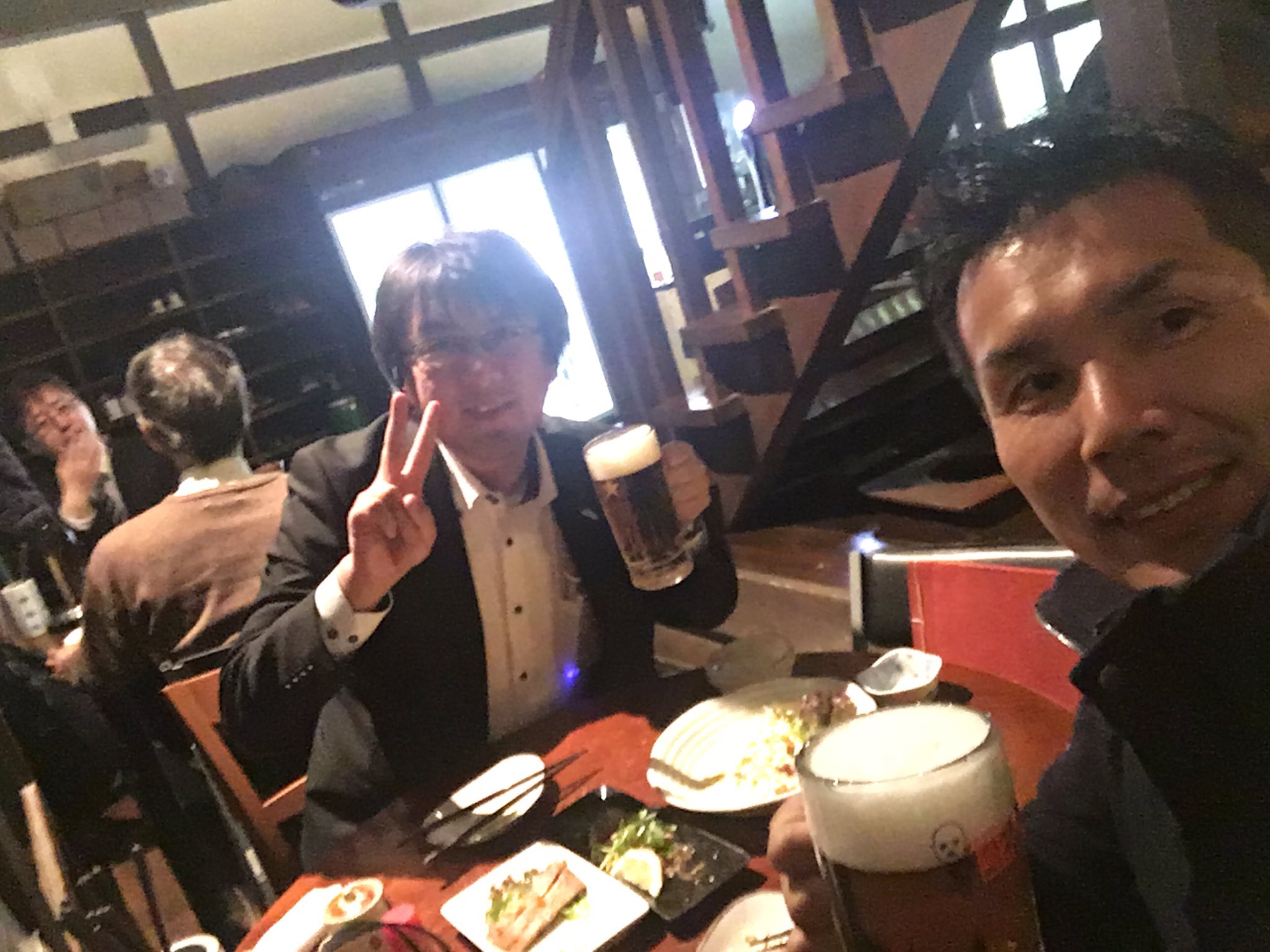 川嶋雄司 宿泊施設のweb販売を応援したい 毎日5km朝ラン 延岡に到着 ホテルに到着後 チキン南蛮を食べに行こうと思っていた おぐら が なんと店休日 チキン南蛮難民のボクらにフロントの方が教えてくれたお店は 延岡市役所の真横にある