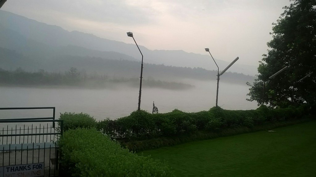 IncrediblePie1's tweet image. Along the Holy Ganges.. incrediblepie.wordpress.com/2017/03/15/alo…