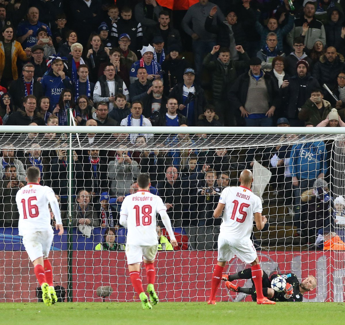 blogjavisfc's tweet photo. 📢 Los 7 pecados capitales del #SevillaFC en #Leicester ➡️ https://t.co/wgXyVQanam #Sevilla #Sevillahoy #LEISFC #UCL #TDSDeporte https://t.co/3k33xfoRlK