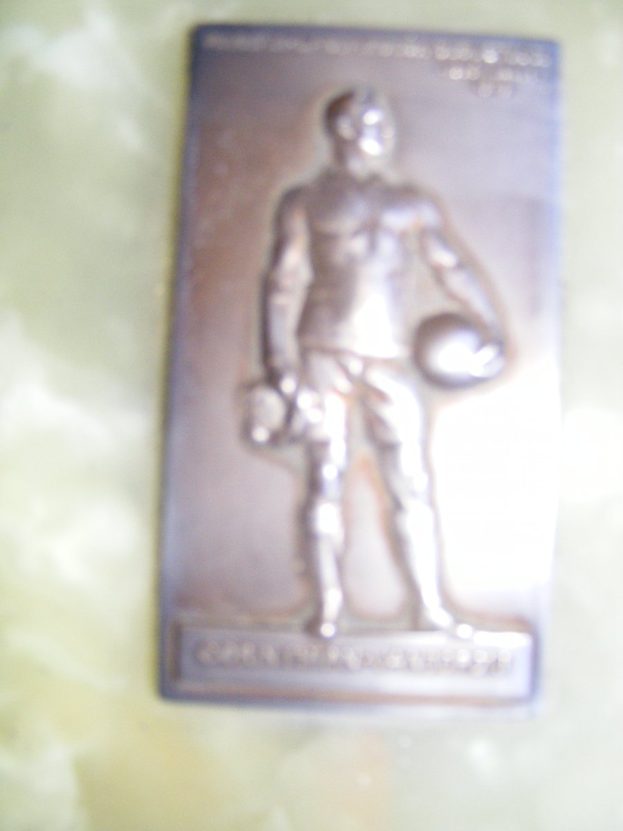 JDanielscricket's tweet photo. Corinthian FC 1909 tour commem plaque issued by Hungarian FA. Metal images on marble base. @matchdaymemory @Soccerama1 @soccerarchive https://t.co/ABBfAGgvGc
