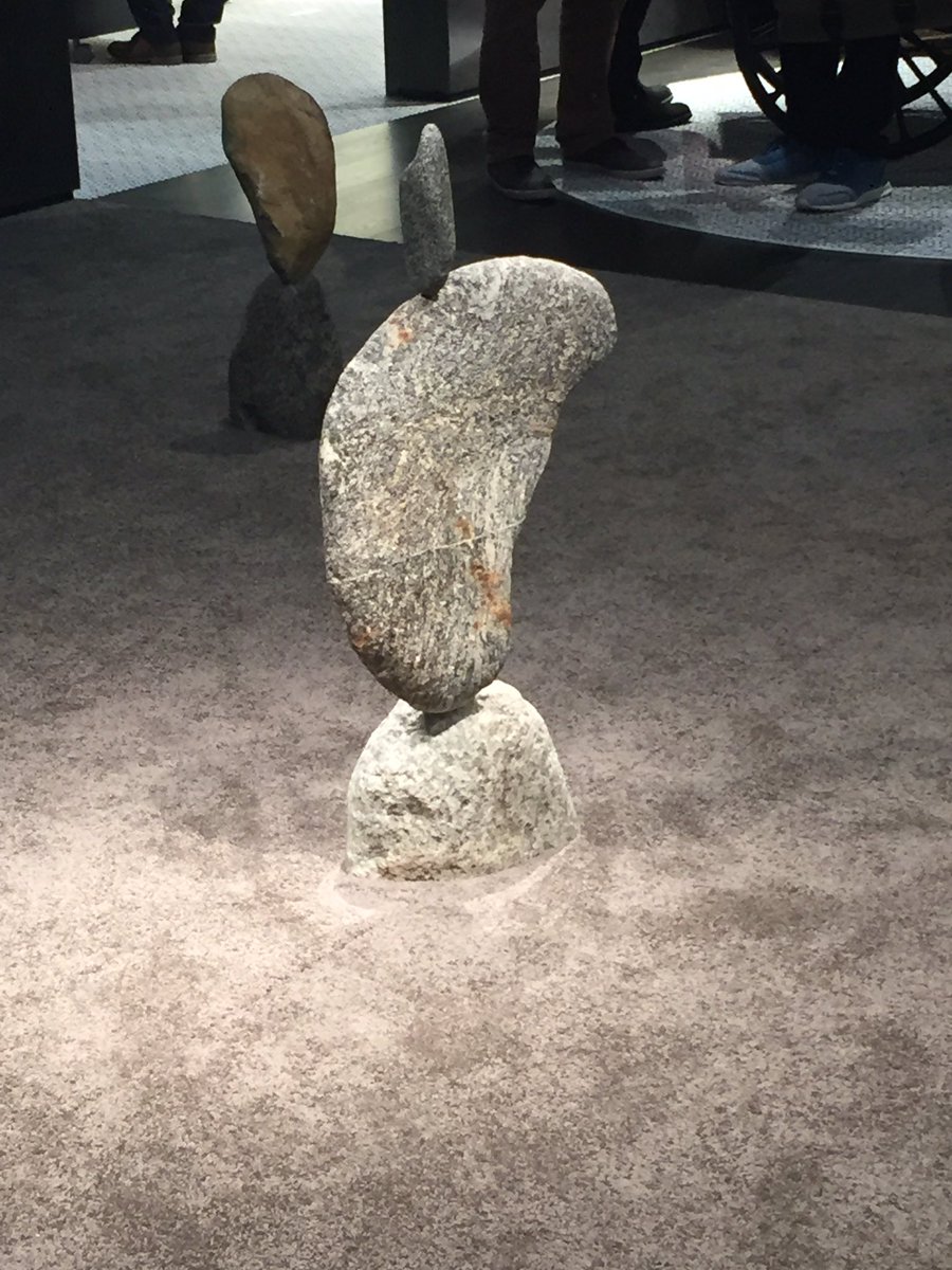 RamiroMata7's tweet photo. Day 2 at the 2017 ISH. Ran into an interesting display at the Gessi booth. The stones are only balancing on top of each other. https://t.co/aYj07s6IZ4