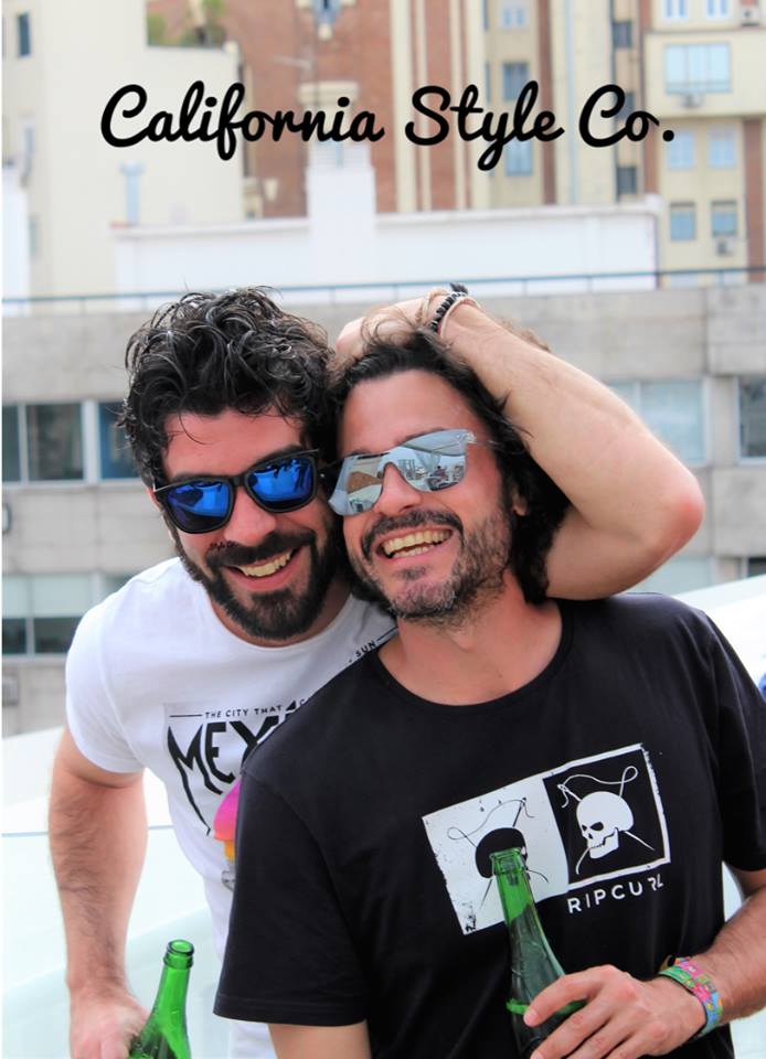 CAstyleCO's tweet photo. Llega la #Primavera y los nuevos modelos de #CaliforniaStyleCo 2017.  👓👓👓
¡Muy pronto disponibles!

#Amigos #Sol #Terraza #GafasDeSol https://t.co/p3TstKPbKi