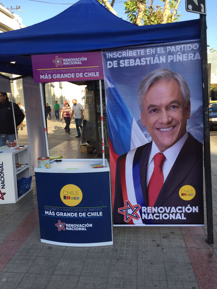 Ya instalados!!! #protagonistasdelcambio Súmate!!! Ven!!! Plaza San Bernardo @VernerMrabello @COREdelMaipo <a href="/alvaroundurraga/">Álvaro Undurraga Julio 🇨🇱</a> <a href="/JovankaCollao/">Jovanka Collao</a>