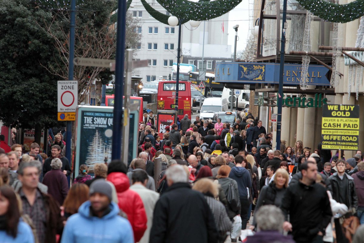 Disabled woman 'slapped over head by teenage girls' as she collected money for Marie Curie in Kingston High Street surreycomet.co.uk/news/15157594.…