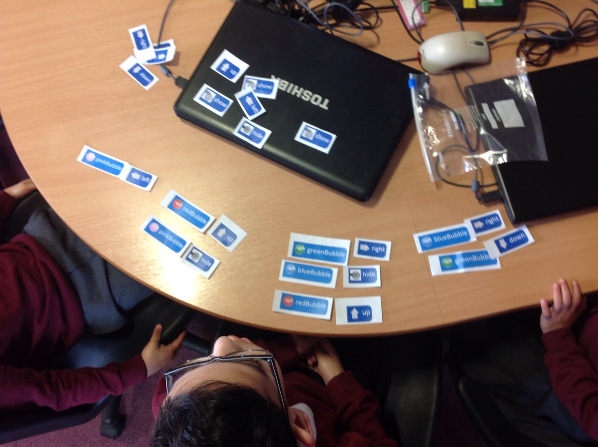 MrsA_Computing's tweet photo. Y1 are computer programmers! They worked really hard making clear instructions for the computer to follow #computing https://t.co/dBDfzLJDCy