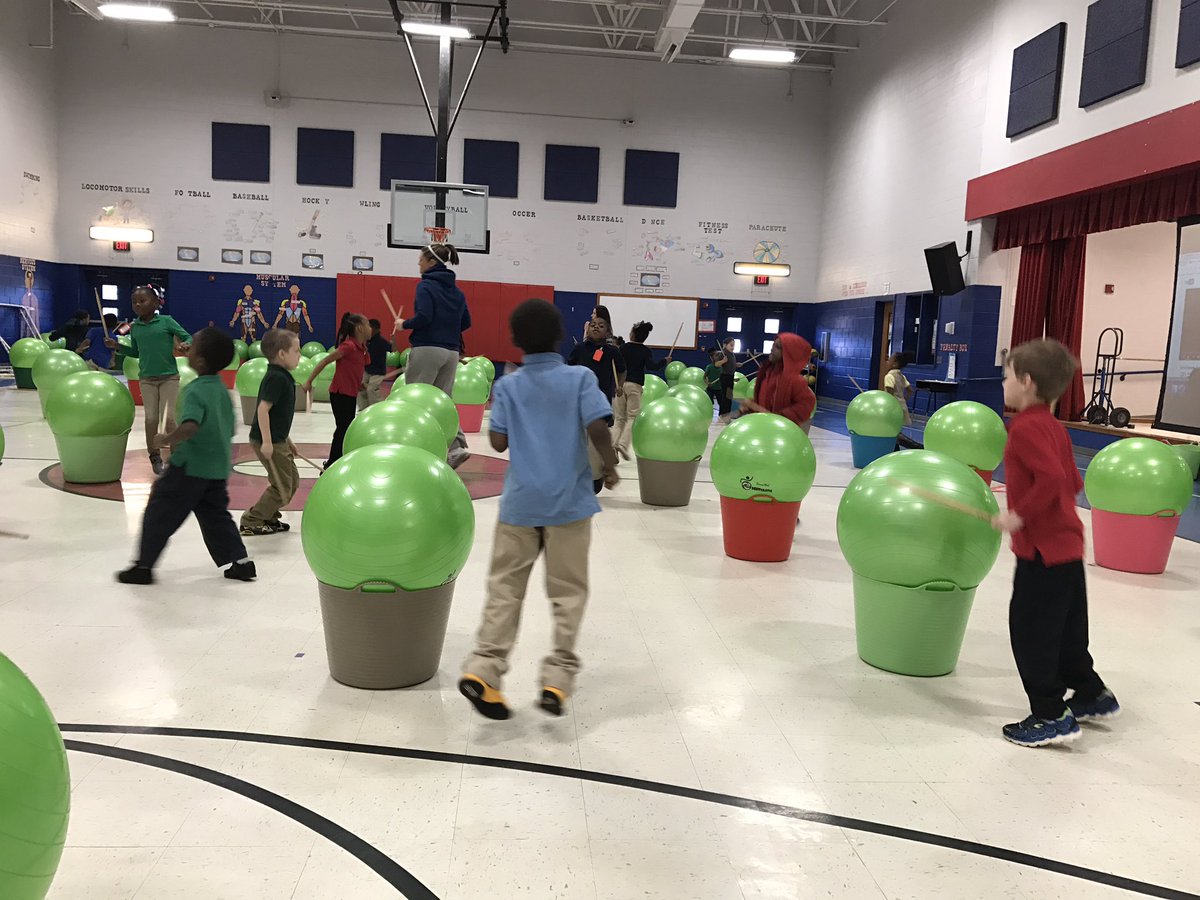courtwrightmr's tweet photo. Drums alive w/K today! @HD_Coachv is 🦅 today with her Ss and team! @FITinEDU @hdesmedia @kellyfeimster https://t.co/6IzJp1hM1s