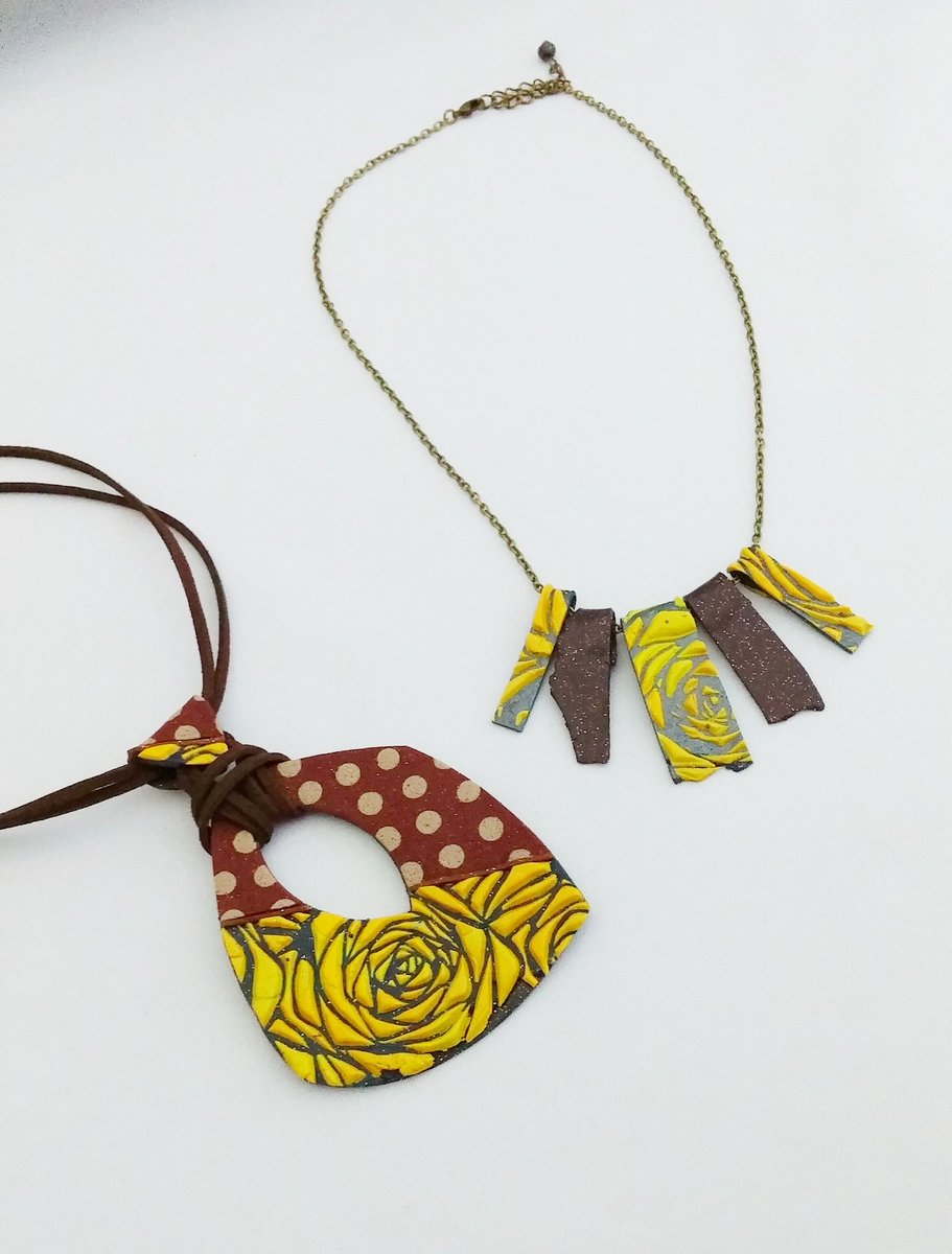 itsuki38's tweet photo. 前に作ったパーツ。組み立てました。
スタンプ:Impression Obsession
#ポリマークレイ #polymerclay #handmade #ハンドメイド #ハンドメイドアクセサリー #fimo #プレモ #オーブン粘土 #impressionobsession https://t.co/ouoVVJc6nn