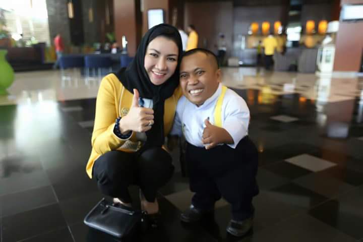 <a href="/ritawow_1973/">Rita Widyasari</a> Stay strong, make them wonder how you're still smiling😍sukses musda Balikapapan, salut dg kader2 terbaik Golkar❤