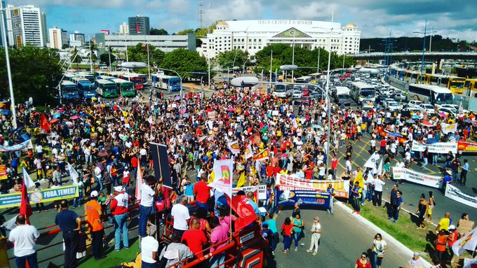 Ver imagem no Twitter