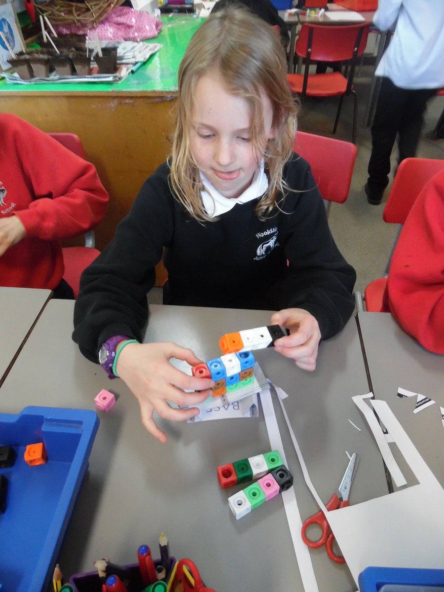 WooldaleJ3W's tweet photo. Bridge building for science week. Will it stay standing? #WJSScienceweek https://t.co/3DgXsv7Mz7