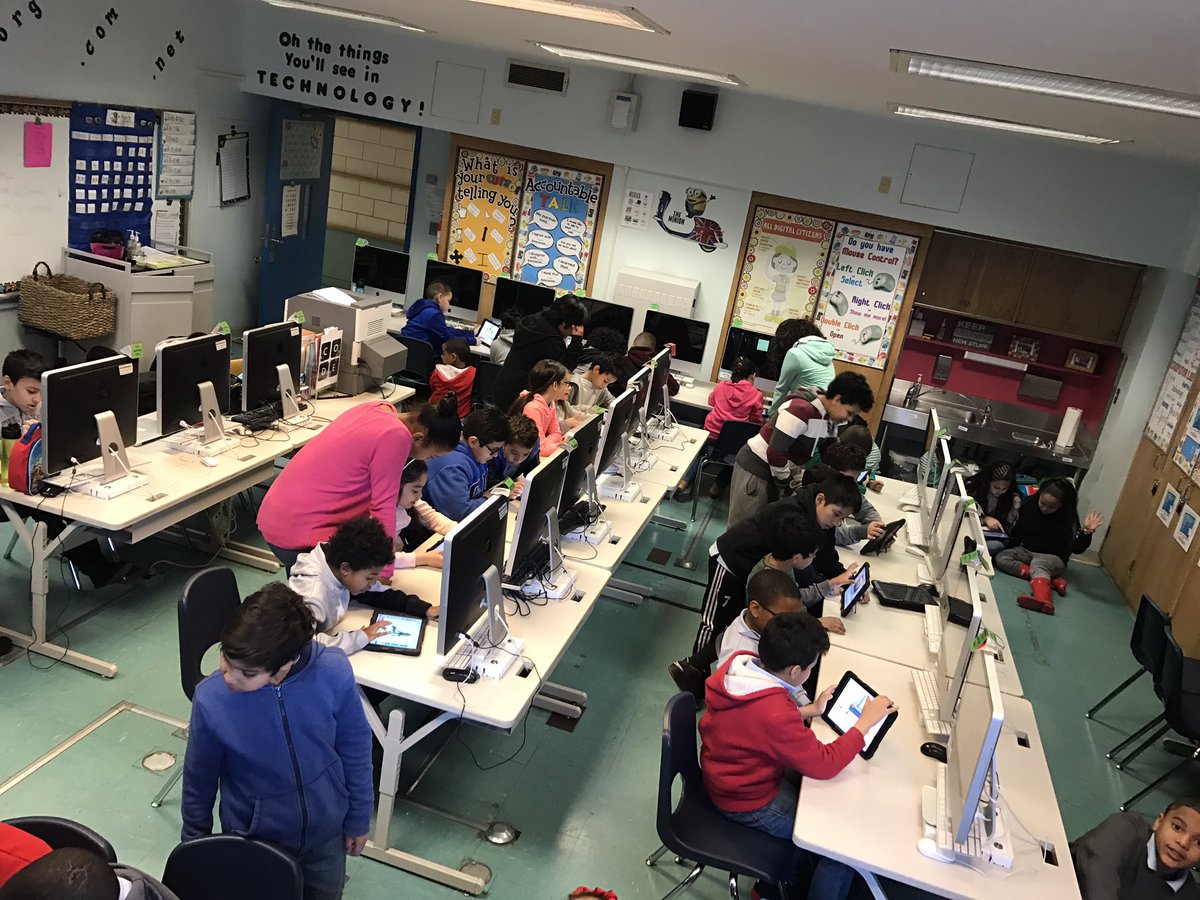 ms_deljuidice's tweet image. Back from our snowday &amp;amp;our Ss are psyched to code! 2nd&amp;amp;5th Ss pair programming in @ScratchJr #sepjr #PS48Pride #PS48Codesters @ScratchEdTeam