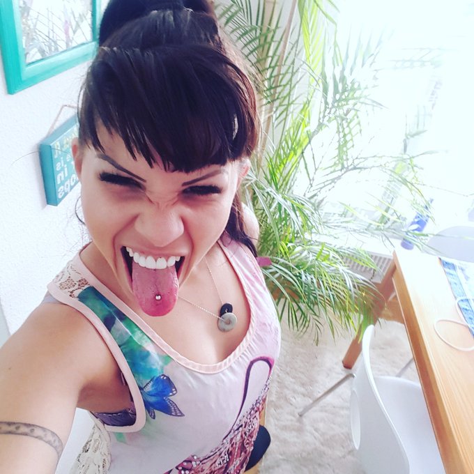 Yeahhh off time 😎 https://t.co/q4mdWRkQ8i<a href="/tag/sexy"class="tags"><span>#sexy</span></a><a href="/tag/hot"class="tags"><span>#hot</span></a><a href="/tag/zurich"class="tags"><span>#zurich</span></a><a href="/tag/camgirl"class="tags"><span>#camgirl</span></a><a href="/tag/coins"class="tags"><span>#coins</span></a><a href="/tag/erotik"class="tags"><span>#erotik</span></a><a href="/tag/schweiz"class="tags"><span>#schweiz</span></a>