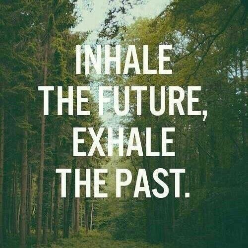 franwalker37's tweet image. Inhale the Future, Exhale The Past! Love, gratitude and Blessings...Namaste...Fran ☮😇