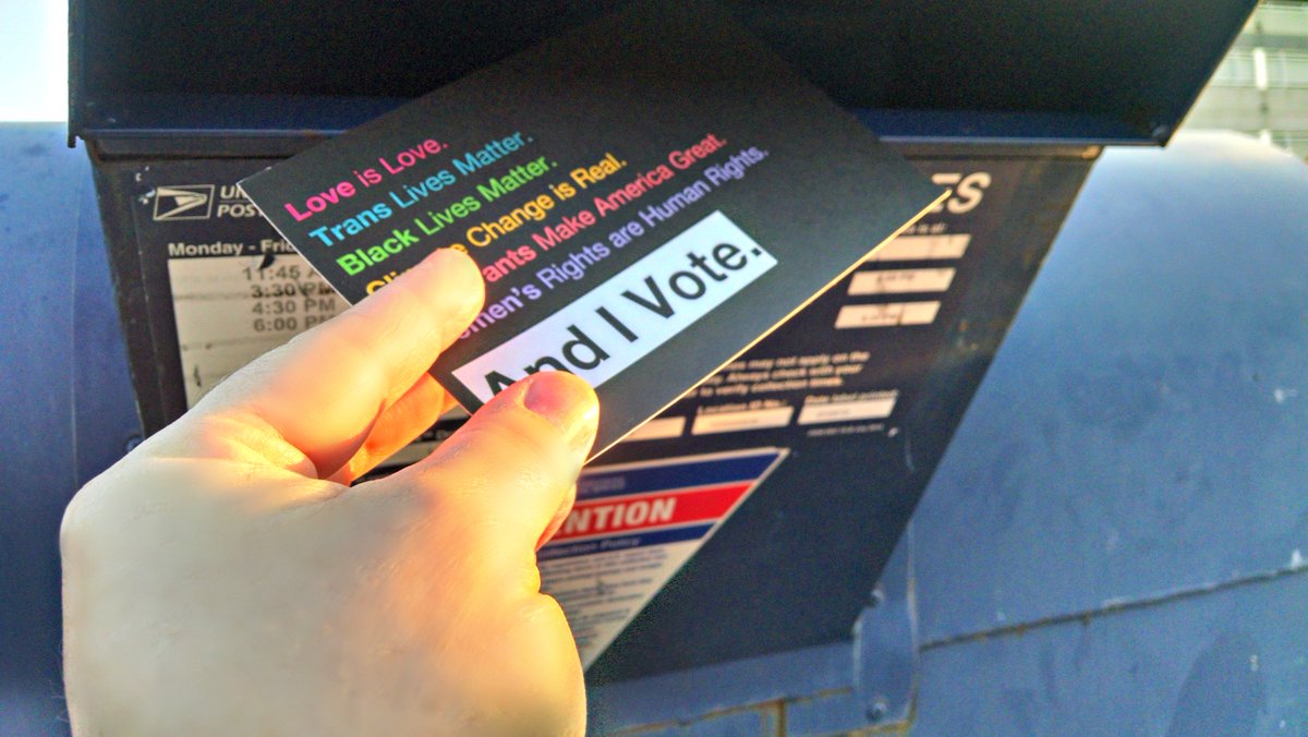 HitsLikeAGirl65's tweet photo. Dropping off bright and early! #IdesOfTrump #AndIVote @BChangeAlliance @andivote_us https://t.co/rhy7YMJVwC