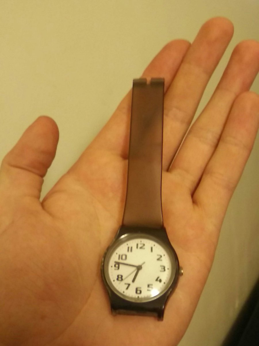 DavidOrpen1's tweet photo. @Tesco True story: impoverished children in rural India asked me for the time. They laughed at me when I produced this from my pocket. (1/2) https://t.co/GDe1GfTb1l