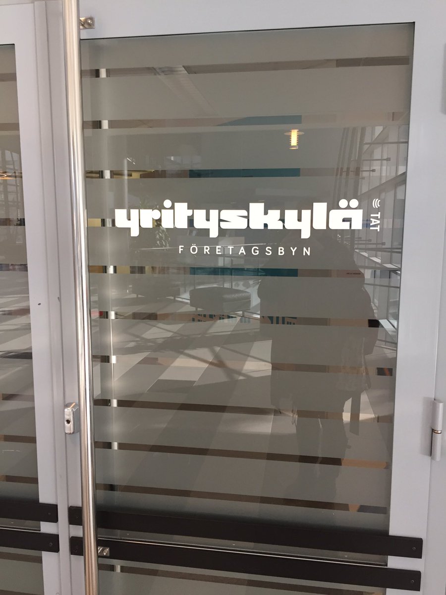ttuulos's tweet photo. #learning40 päivien jälkeen vierailemassa käytännönläheisen & ongelmalähtöisen oppimisen esimerkkialustassa @Yrityskyla @merihavet #aaltodf https://t.co/x8SfvCfGwL