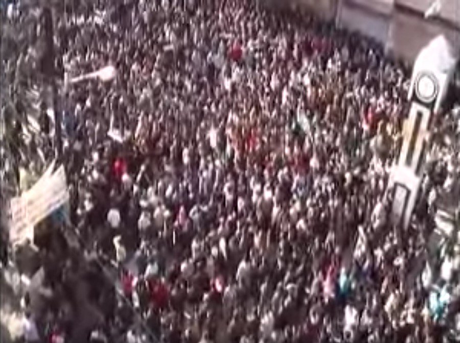 JulianRoepcke's tweet photo. 6 years ago, MILLIONS of Syrians PEACEFULLY protest the #Assad regime and demanded FREEDOM and DIGNITY.
https://t.co/MFIJqQqoEg
#withSyria https://t.co/KJ0QogzPo4