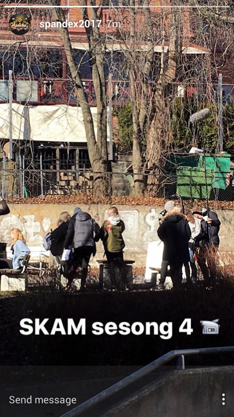 SkamLatinoA's tweet photo. Están grabando la temporada 4, grité en noruego https://t.co/hAaUvlq0lj
